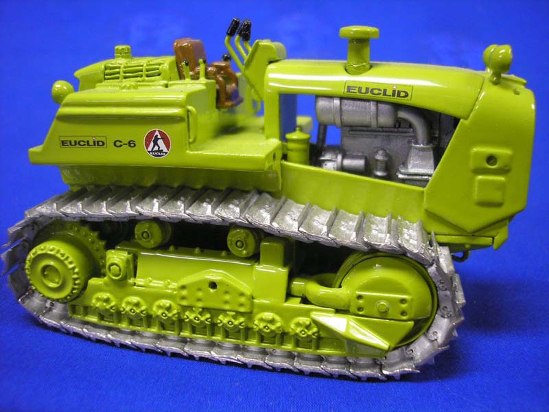 EMDM020 Euclid C-6 Dozer